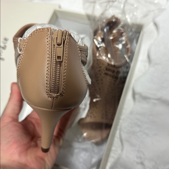 Style & Co Open Toe Nude Heel Size 7 - Picture 2 of 7